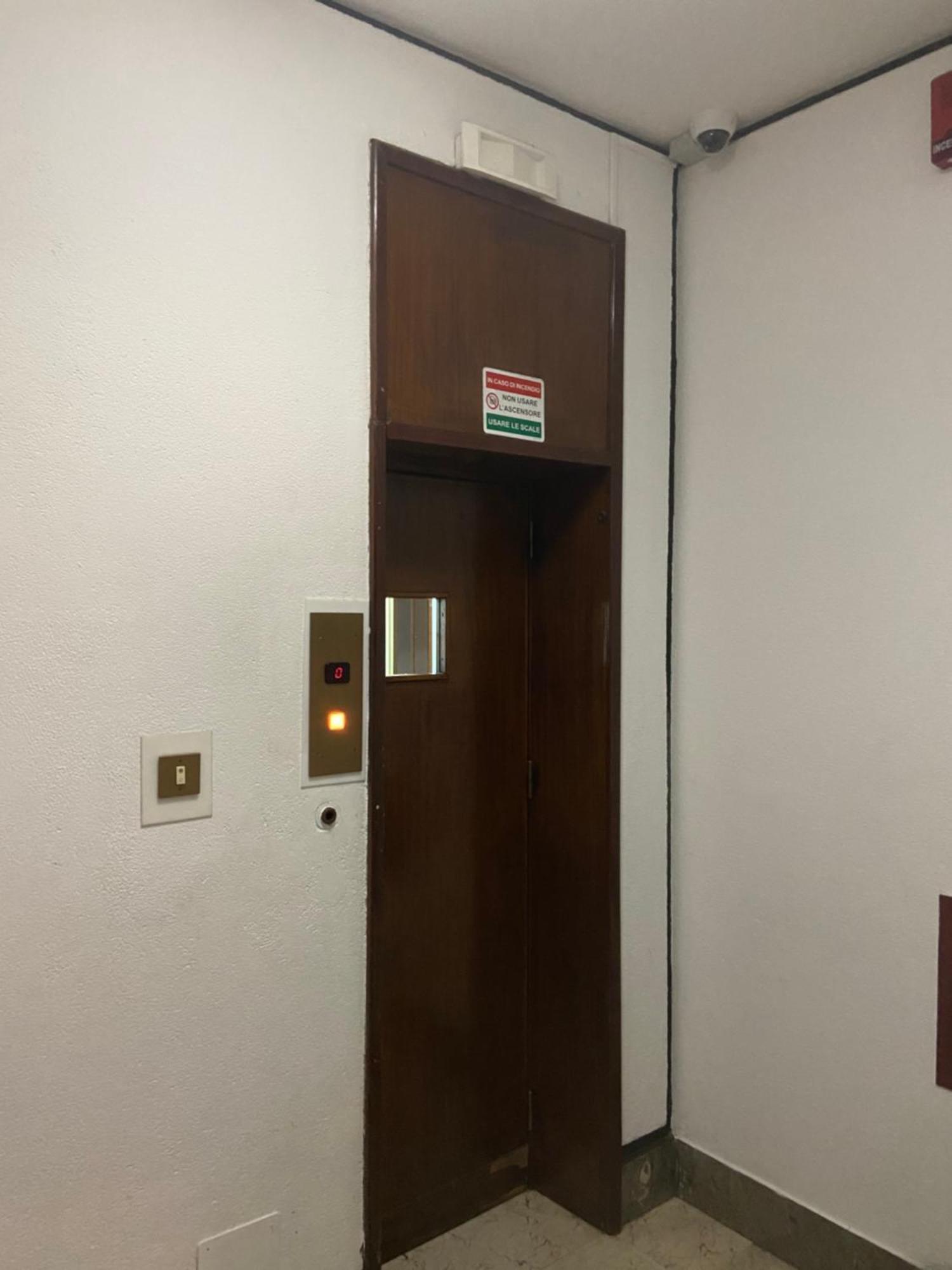 La Zisa Luxury Apartment Palermo Luaran gambar